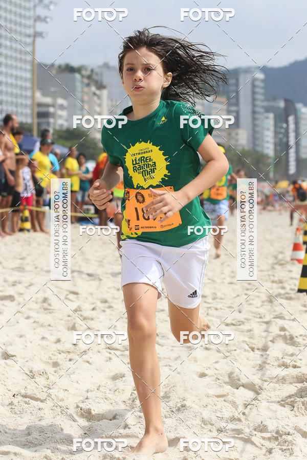 Buy your photos of the eventCircuito Petrobrs Rei e Rainha do Mar on Fotop