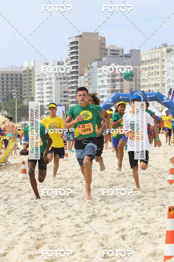Buy your photos of the eventCircuito Petrobrs Rei e Rainha do Mar on Fotop