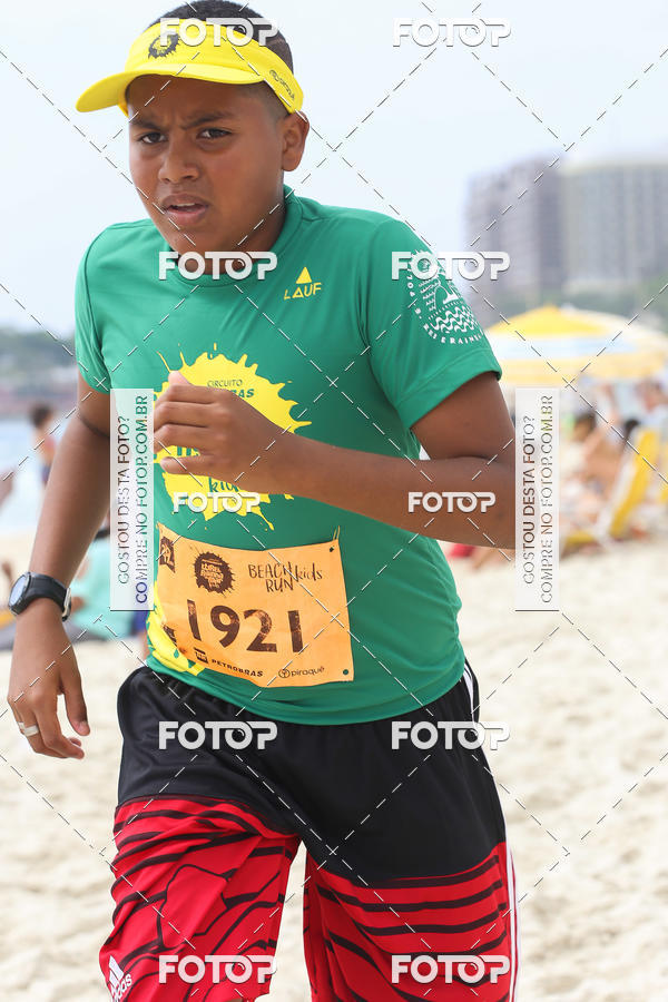 Buy your photos of the eventCircuito Petrobrs Rei e Rainha do Mar on Fotop