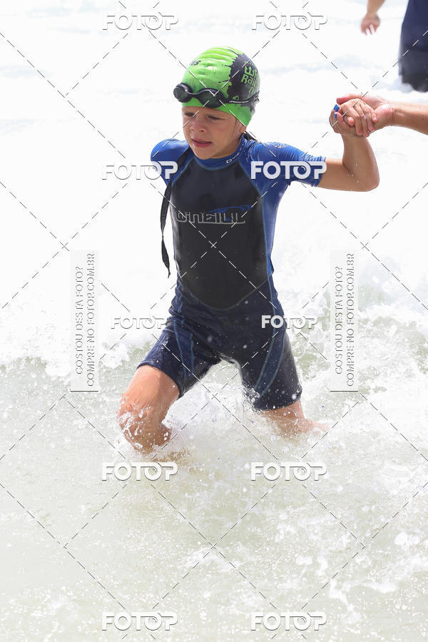 Buy your photos of the eventCircuito Petrobrs Rei e Rainha do Mar on Fotop