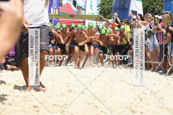 Buy your photos of the eventCircuito Petrobrs Rei e Rainha do Mar on Fotop
