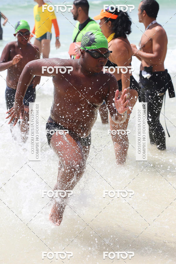 Buy your photos of the eventCircuito Petrobrs Rei e Rainha do Mar on Fotop