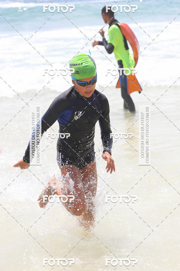 Buy your photos of the eventCircuito Petrobrs Rei e Rainha do Mar on Fotop