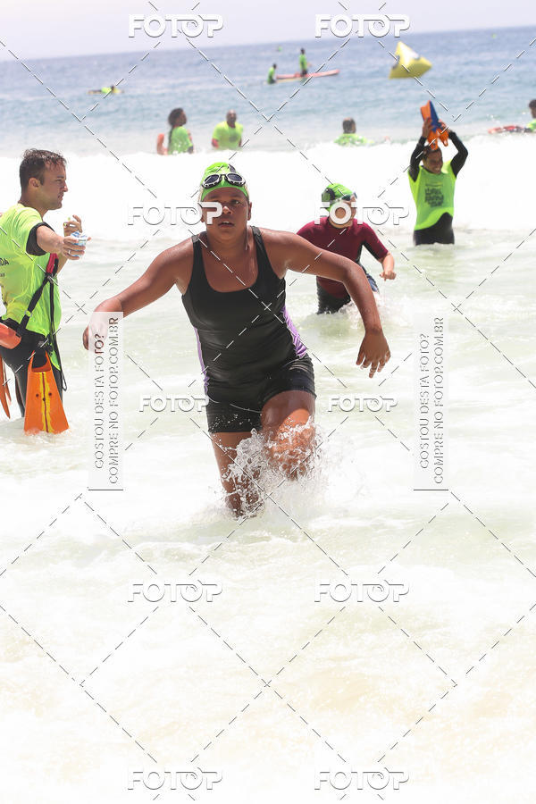 Buy your photos of the eventCircuito Petrobrs Rei e Rainha do Mar on Fotop