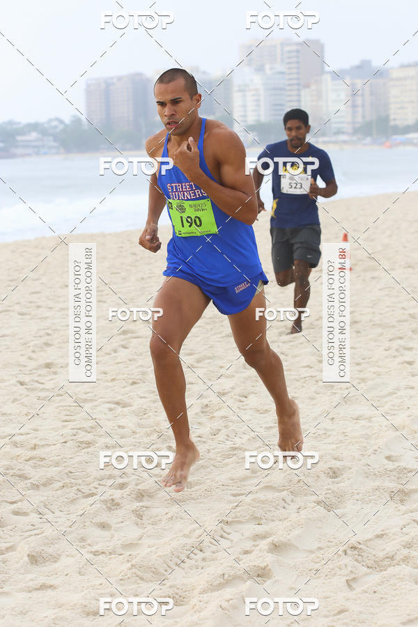 Buy your photos of the eventCircuito Petrobrs Rei e Rainha do Mar on Fotop