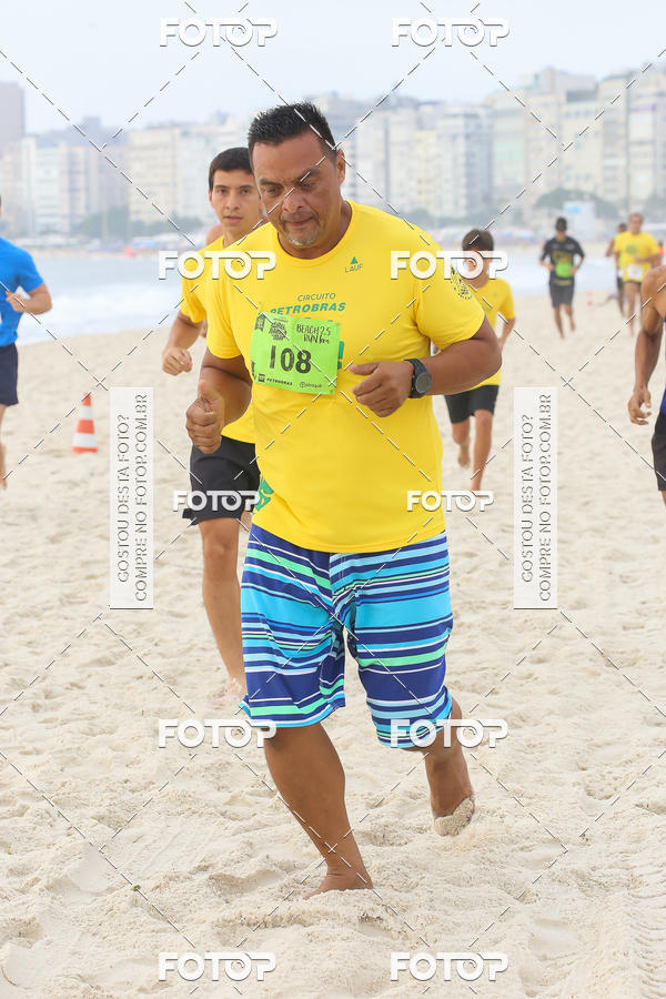 Buy your photos of the eventCircuito Petrobrs Rei e Rainha do Mar on Fotop