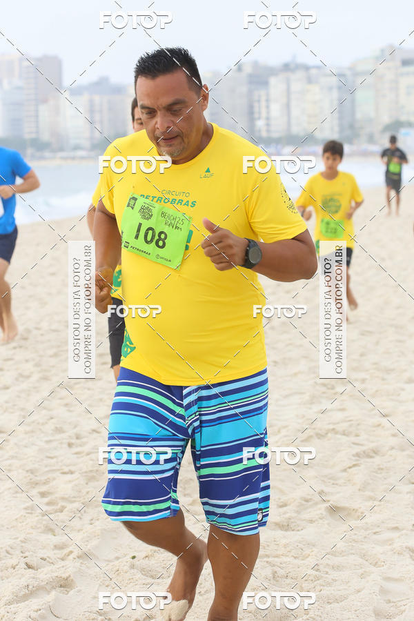 Buy your photos of the eventCircuito Petrobrs Rei e Rainha do Mar on Fotop