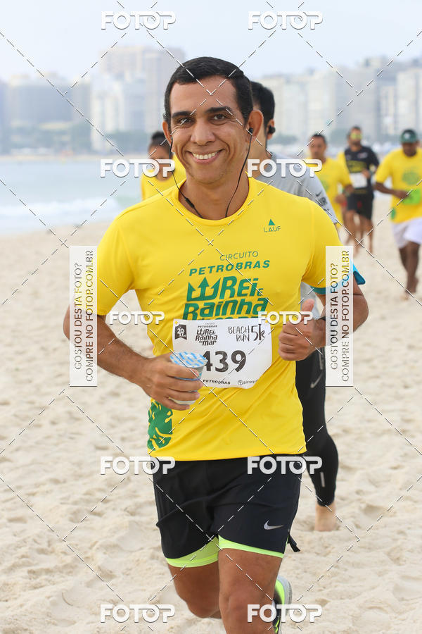 Buy your photos of the eventCircuito Petrobrs Rei e Rainha do Mar on Fotop