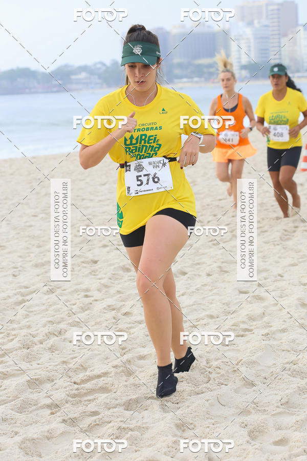 Buy your photos of the eventCircuito Petrobrs Rei e Rainha do Mar on Fotop