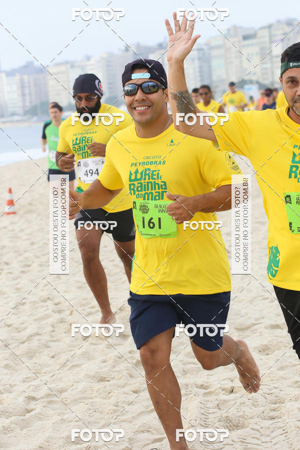 Buy your photos of the eventCircuito Petrobrs Rei e Rainha do Mar on Fotop
