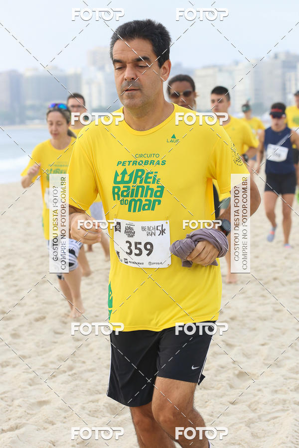 Buy your photos of the eventCircuito Petrobrs Rei e Rainha do Mar on Fotop