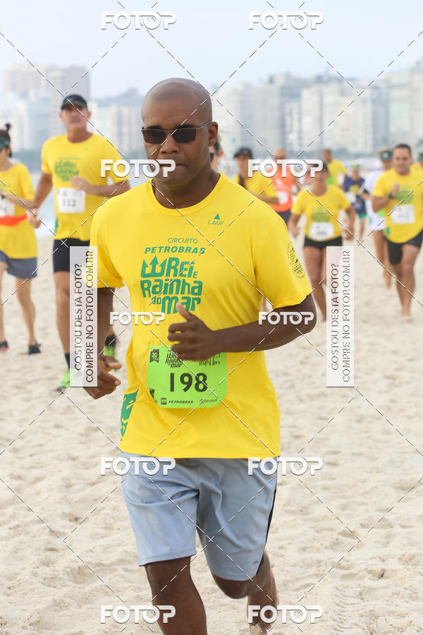 Buy your photos of the eventCircuito Petrobrs Rei e Rainha do Mar on Fotop