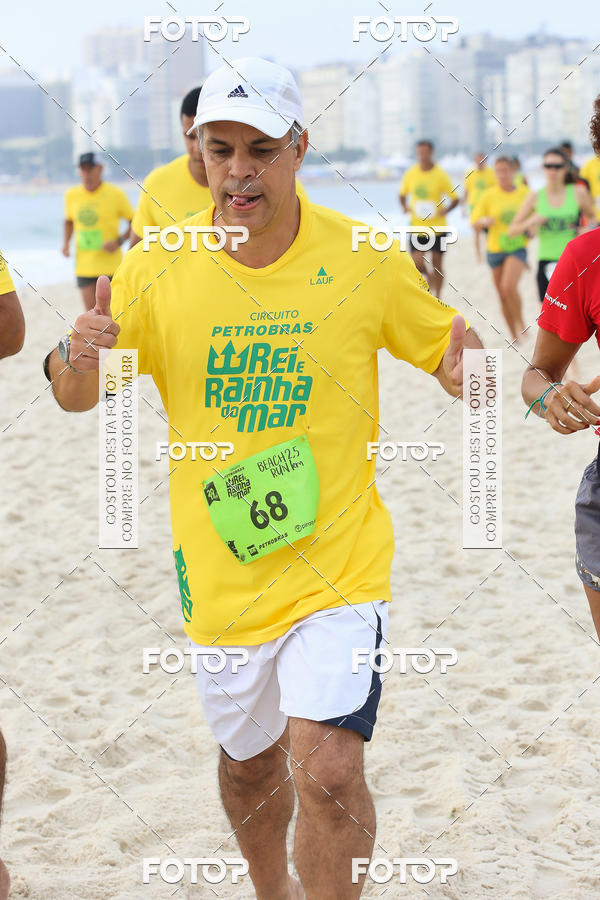 Buy your photos of the eventCircuito Petrobrs Rei e Rainha do Mar on Fotop