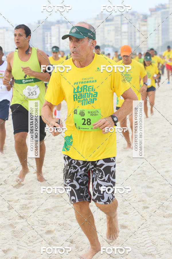 Buy your photos of the eventCircuito Petrobrs Rei e Rainha do Mar on Fotop