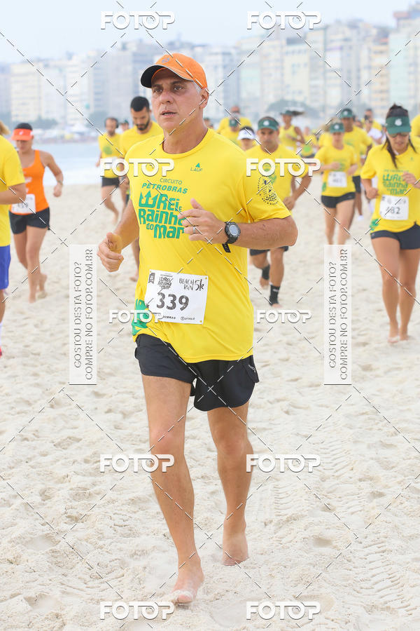 Buy your photos of the eventCircuito Petrobrs Rei e Rainha do Mar on Fotop