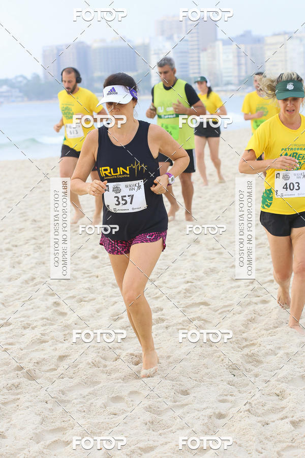 Buy your photos of the eventCircuito Petrobrs Rei e Rainha do Mar on Fotop
