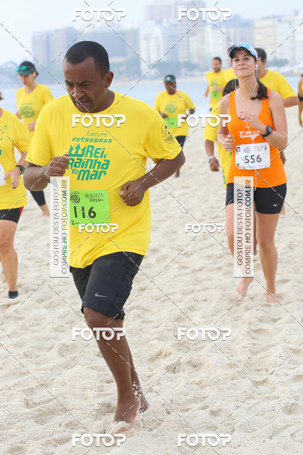 Buy your photos of the eventCircuito Petrobrs Rei e Rainha do Mar on Fotop