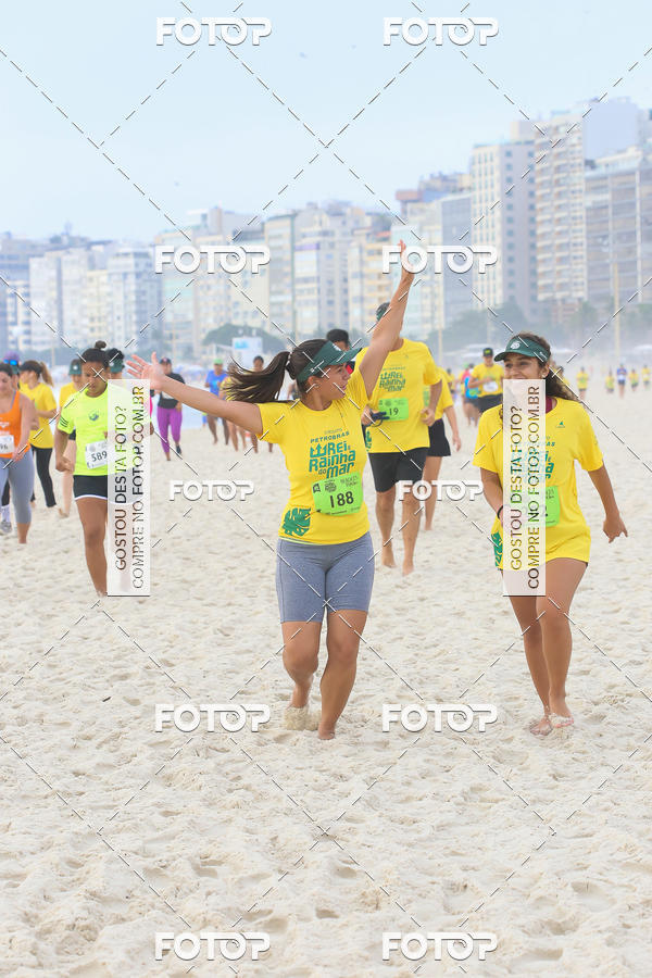 Buy your photos of the eventCircuito Petrobrs Rei e Rainha do Mar on Fotop