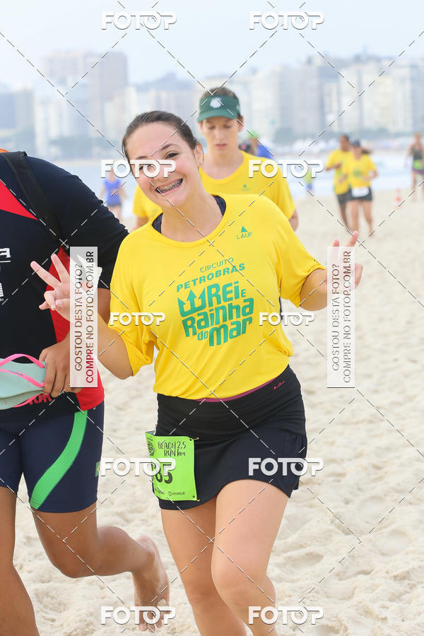 Buy your photos of the eventCircuito Petrobrs Rei e Rainha do Mar on Fotop
