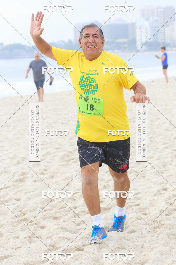 Buy your photos of the eventCircuito Petrobrs Rei e Rainha do Mar on Fotop