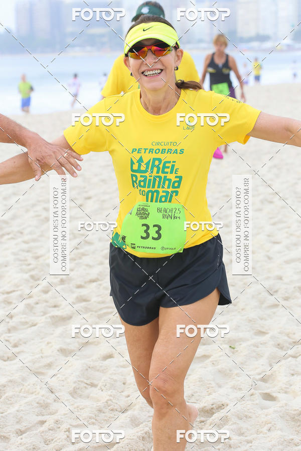 Buy your photos of the eventCircuito Petrobrs Rei e Rainha do Mar on Fotop