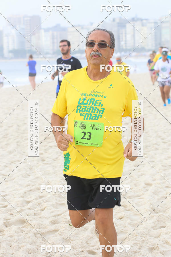 Buy your photos of the eventCircuito Petrobrs Rei e Rainha do Mar on Fotop