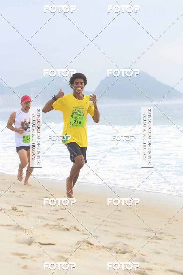Buy your photos of the eventCircuito Petrobrs Rei e Rainha do Mar on Fotop