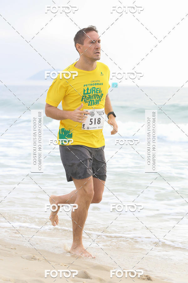Buy your photos of the eventCircuito Petrobrs Rei e Rainha do Mar on Fotop