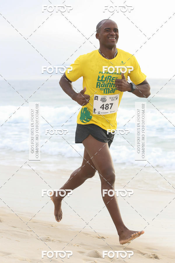 Buy your photos of the eventCircuito Petrobrs Rei e Rainha do Mar on Fotop