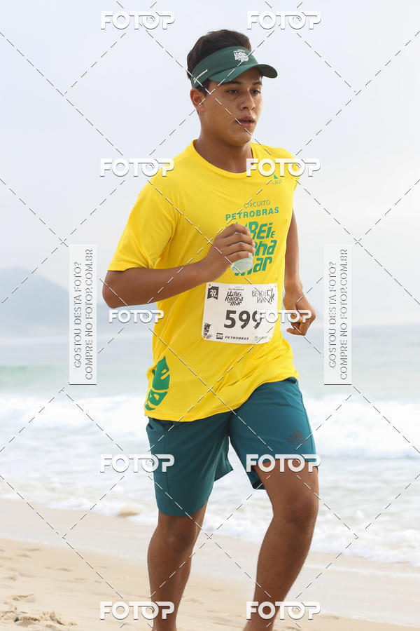 Buy your photos of the eventCircuito Petrobrs Rei e Rainha do Mar on Fotop