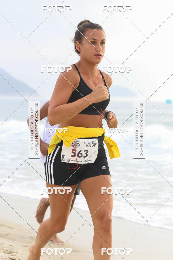Buy your photos of the eventCircuito Petrobrs Rei e Rainha do Mar on Fotop