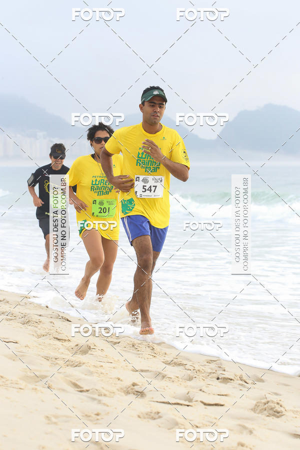 Buy your photos of the eventCircuito Petrobrs Rei e Rainha do Mar on Fotop