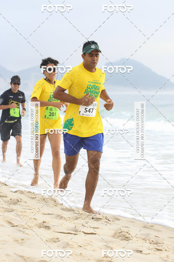 Buy your photos of the eventCircuito Petrobrs Rei e Rainha do Mar on Fotop