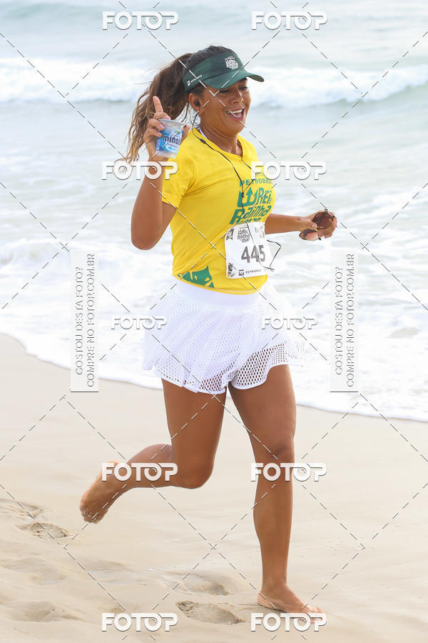 Buy your photos of the eventCircuito Petrobrs Rei e Rainha do Mar on Fotop