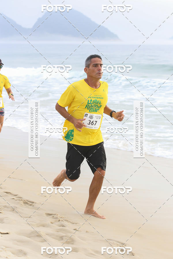 Buy your photos of the eventCircuito Petrobrs Rei e Rainha do Mar on Fotop