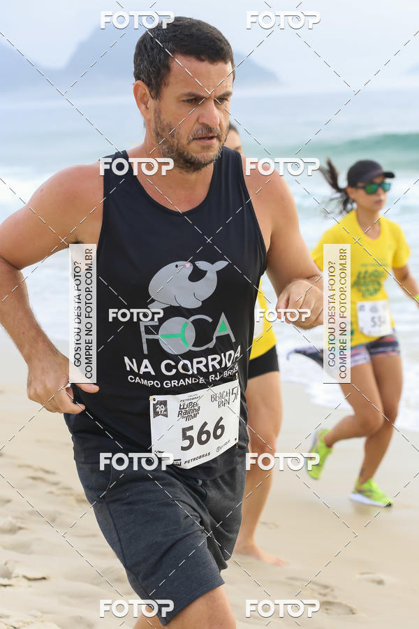 Buy your photos of the eventCircuito Petrobrs Rei e Rainha do Mar on Fotop