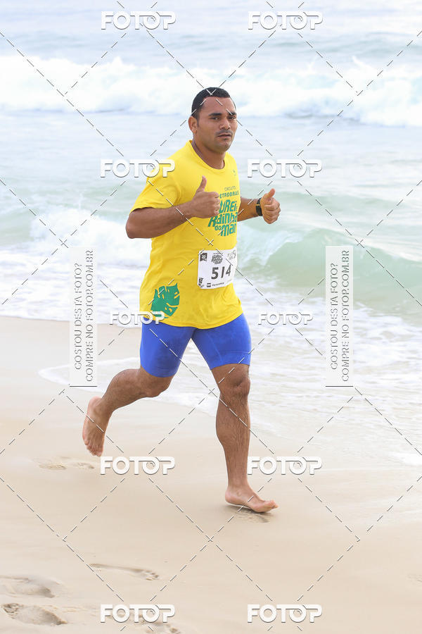 Buy your photos of the eventCircuito Petrobrs Rei e Rainha do Mar on Fotop