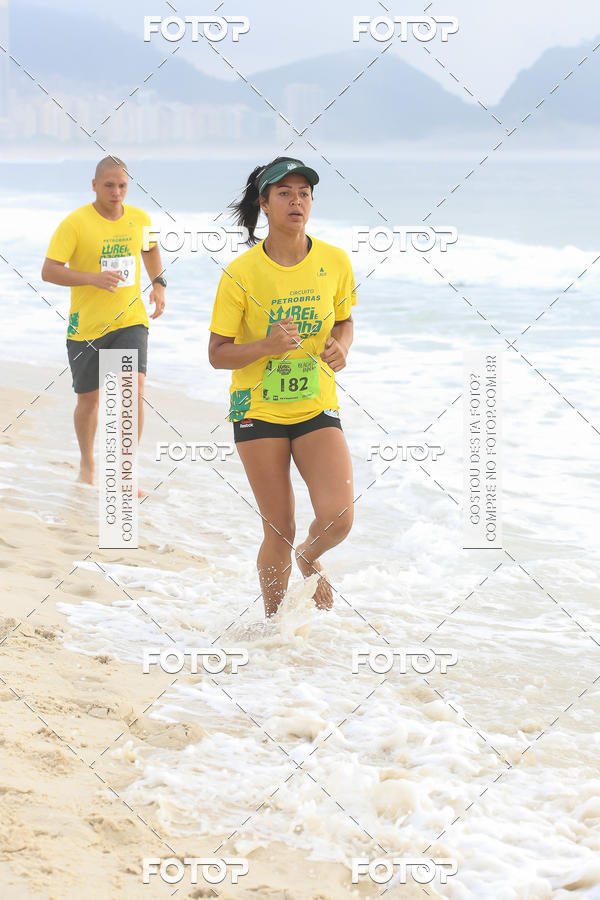Buy your photos of the eventCircuito Petrobrs Rei e Rainha do Mar on Fotop