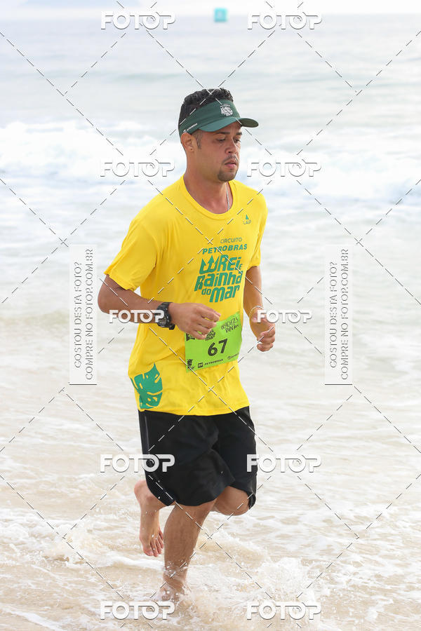 Buy your photos of the eventCircuito Petrobrs Rei e Rainha do Mar on Fotop