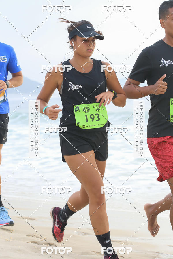 Buy your photos of the eventCircuito Petrobrs Rei e Rainha do Mar on Fotop