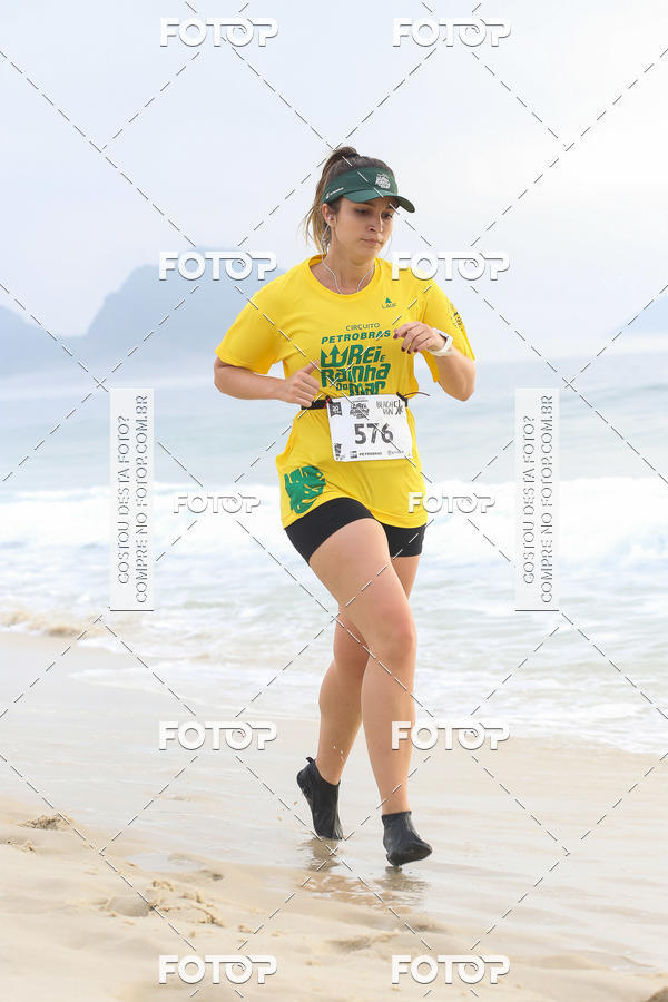Buy your photos of the eventCircuito Petrobrs Rei e Rainha do Mar on Fotop
