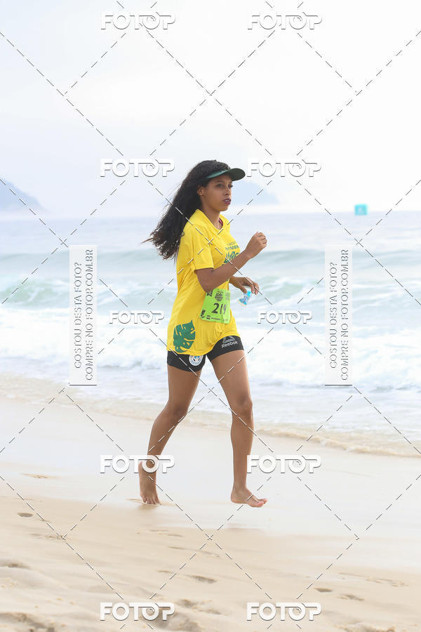 Buy your photos of the eventCircuito Petrobrs Rei e Rainha do Mar on Fotop
