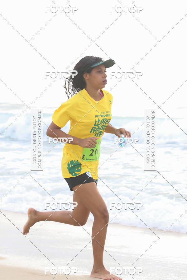 Buy your photos of the eventCircuito Petrobrs Rei e Rainha do Mar on Fotop