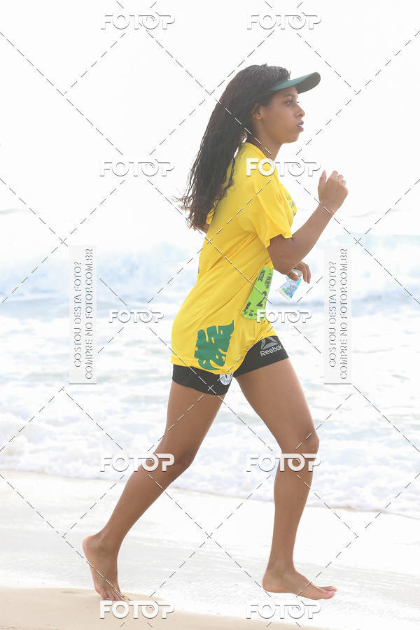 Buy your photos of the eventCircuito Petrobrs Rei e Rainha do Mar on Fotop