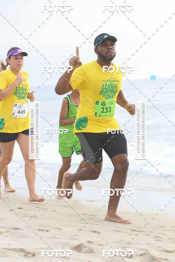 Buy your photos of the eventCircuito Petrobrs Rei e Rainha do Mar on Fotop