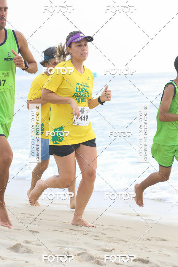Buy your photos of the eventCircuito Petrobrs Rei e Rainha do Mar on Fotop