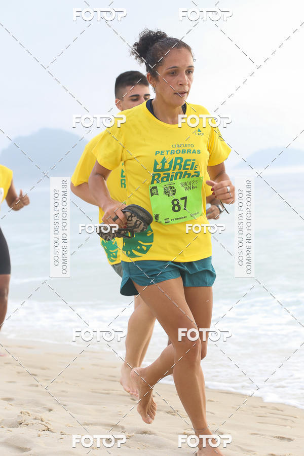 Buy your photos of the eventCircuito Petrobrs Rei e Rainha do Mar on Fotop