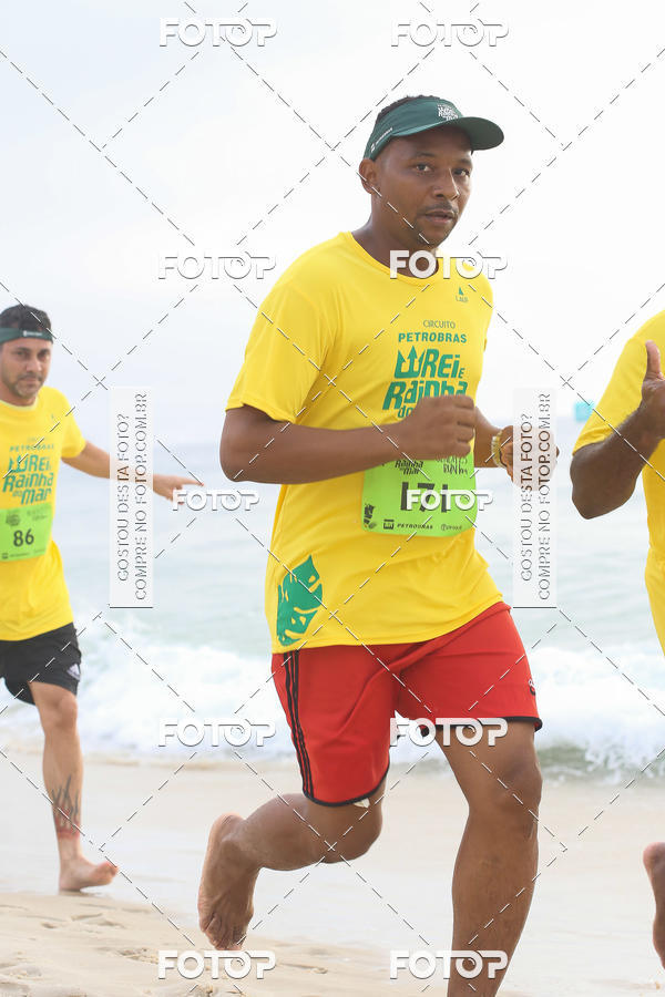 Buy your photos of the eventCircuito Petrobrs Rei e Rainha do Mar on Fotop