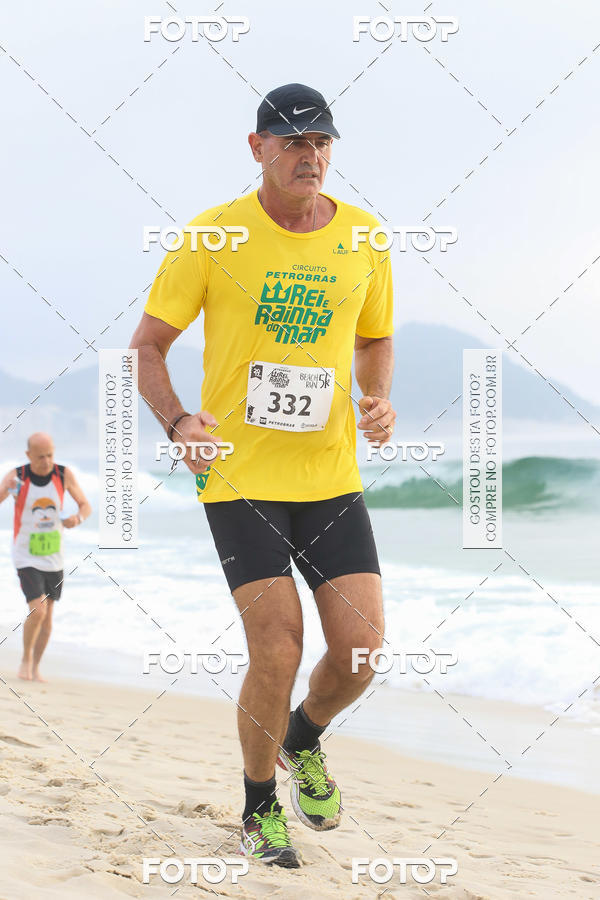 Buy your photos of the eventCircuito Petrobrs Rei e Rainha do Mar on Fotop