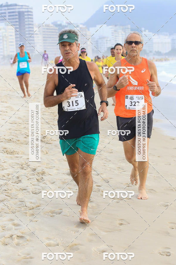 Buy your photos of the eventCircuito Petrobrs Rei e Rainha do Mar on Fotop
